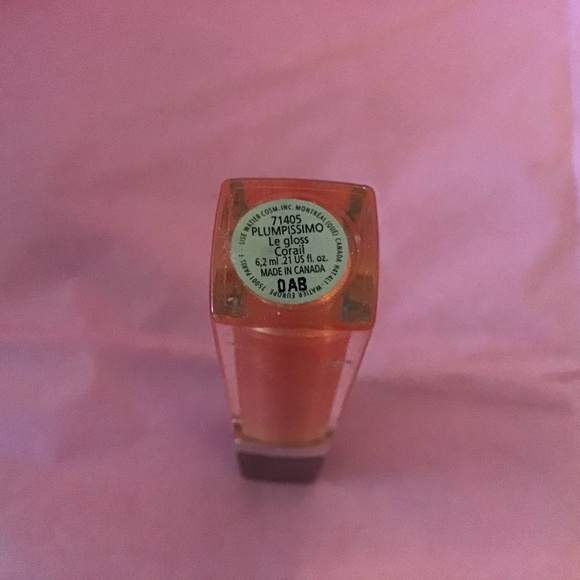Lise Watier Plumpissimo Lip Gloss Corail - Picture 2 of 2